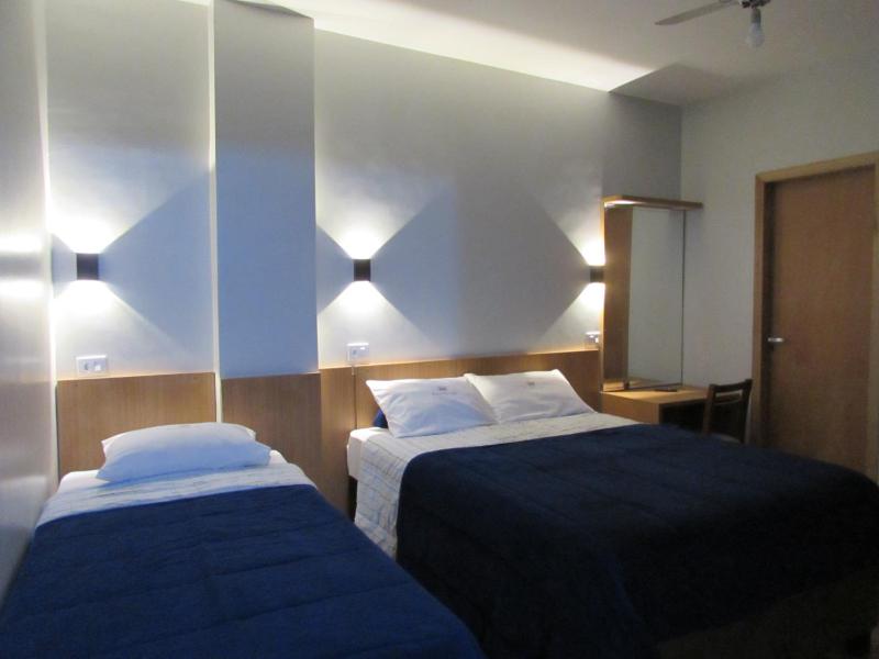 New Comercial Palace Hotel - image 1