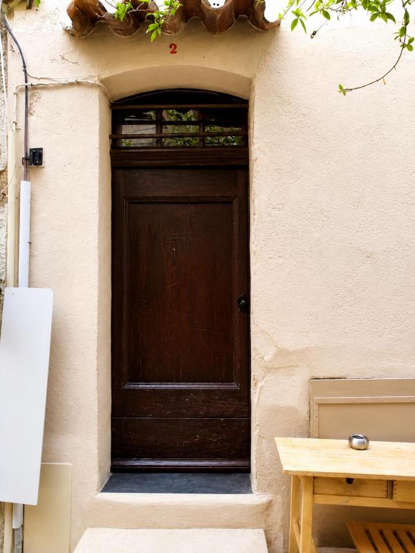Beautifully bright apartment in Old Town St Tropez - image 1