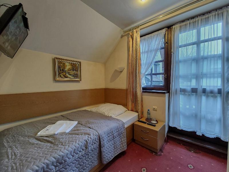 Gościniec Nad Potokiem - image 48