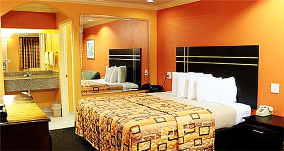 King Room image 4