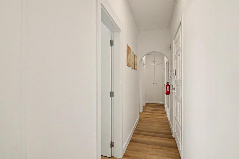 One step to the beach apartment - image 17