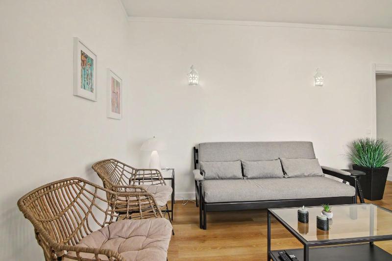 One step to the beach apartment - image 15