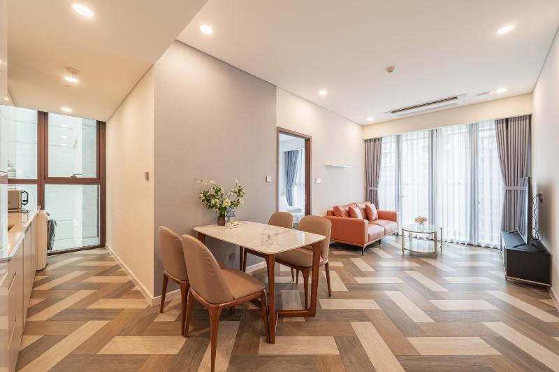 The Galleria Residence - image 4