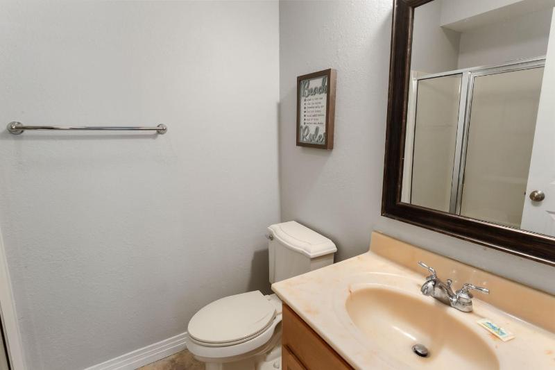 CC302E - Emerald Shores - image 32