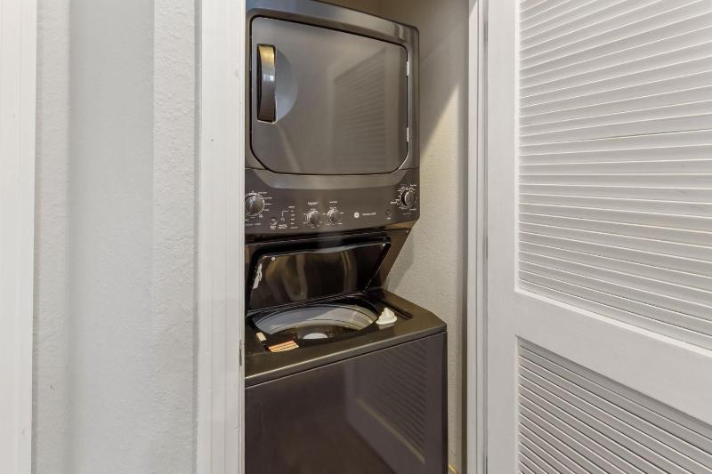 CC302E - Emerald Shores - image 16