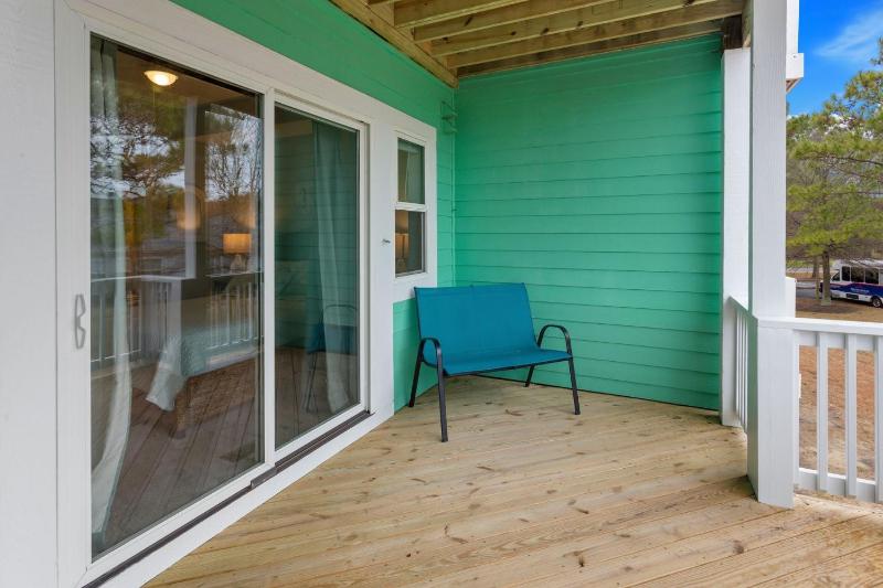 CC302E - Emerald Shores - image 5