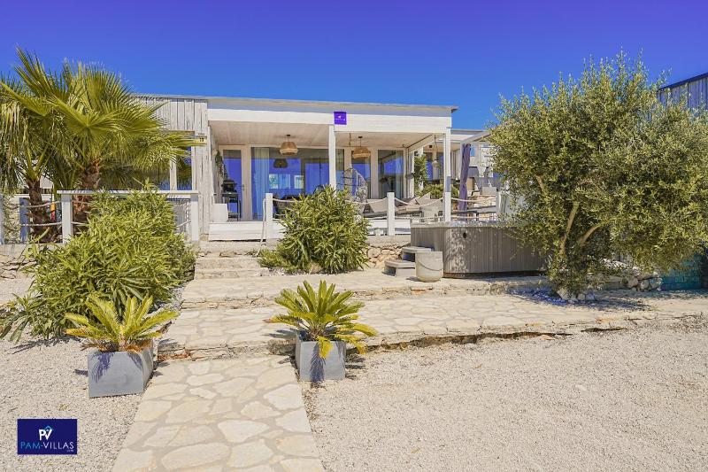 BUQEZ ECO RESORT - Villa 18 - Direkt am Strand - image 12