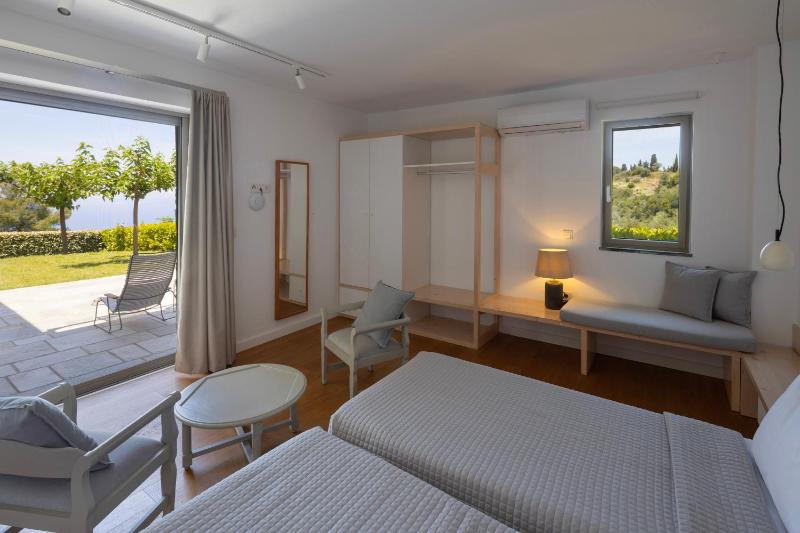 Atrium Villas - image 36