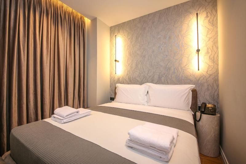 Comfort Boutique Hotel - image 10