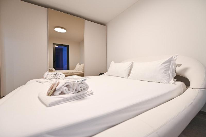 Design Apartment Gottardo with Views over Lugano - image 12