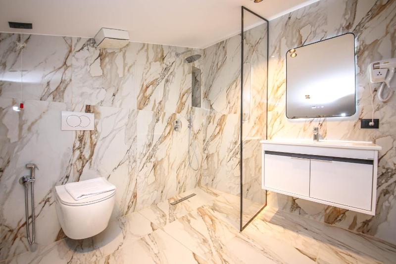 Comfort Boutique Hotel - image 11