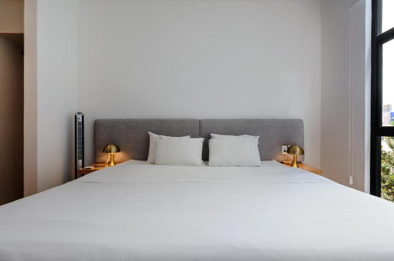 Resplendent 2BR in Roma Norte - image 35