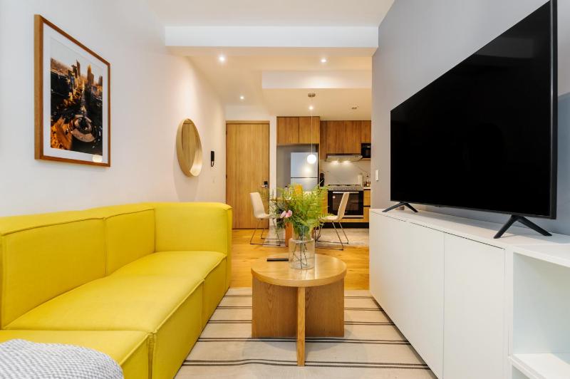 Resplendent 2BR in Roma Norte - image 15