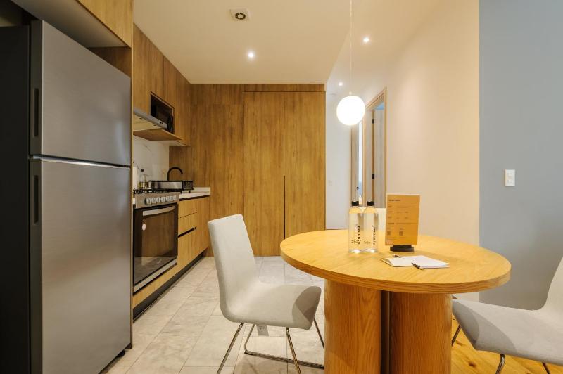 Resplendent 2BR in Roma Norte - image 12
