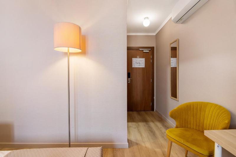 Happy House Faro - image 39