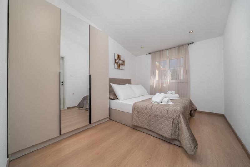 Apartment Makarska City - image 21