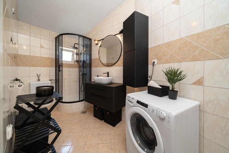 Apartment Makarska City - image 18