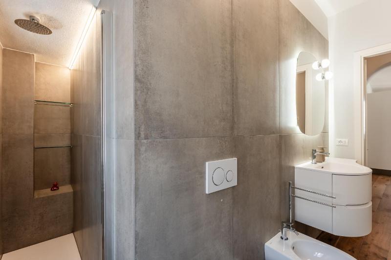 Casa Momo - Modern stay in the heart of Lucca - image 8