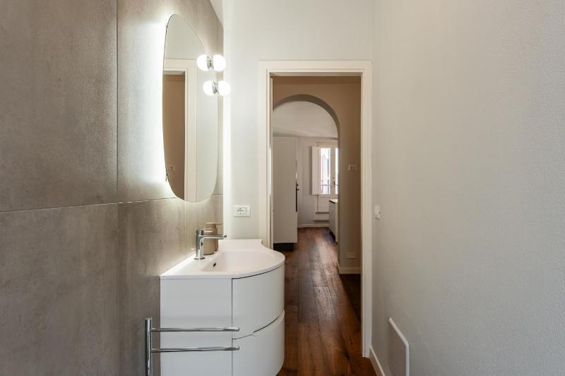 Casa Momo - Modern stay in the heart of Lucca - image 9