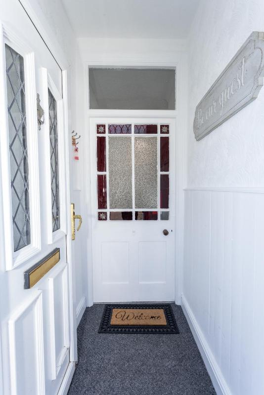 Ivydene - 3 bedroom house -Tenby - image 40