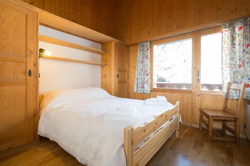 Apartment with Balcony image 4