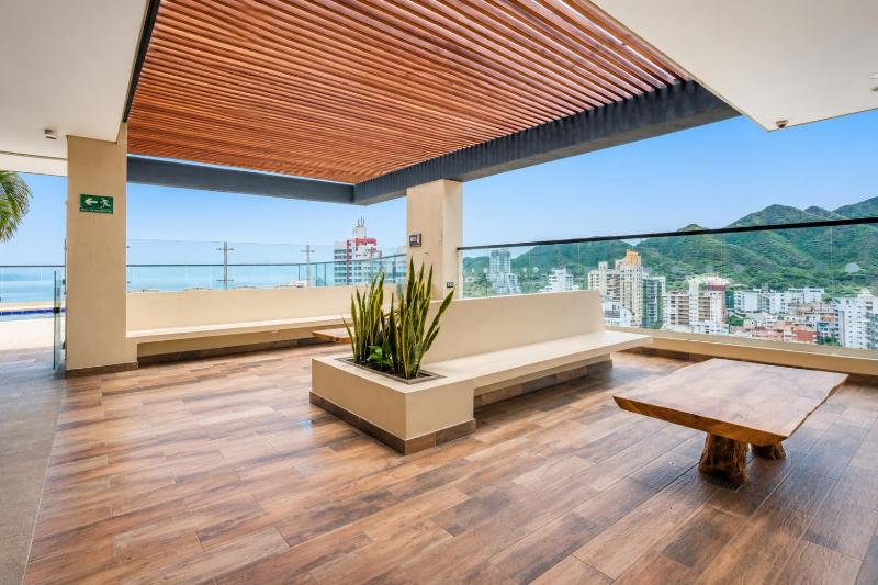 Apartamento vista al mar piscina sauna jacuzzi lovely - image 17