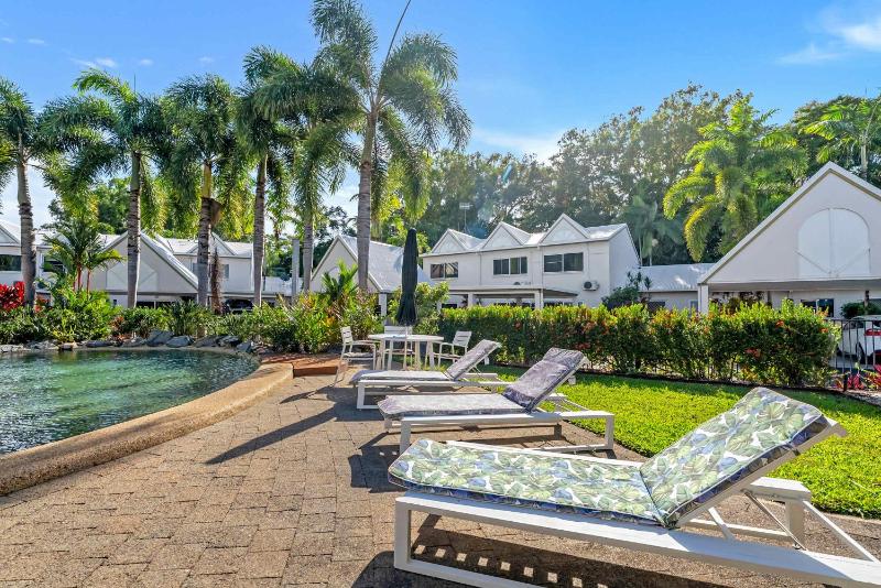 Lagoon Glow - Resort-Style Haven by Four Mile Beach - image 16