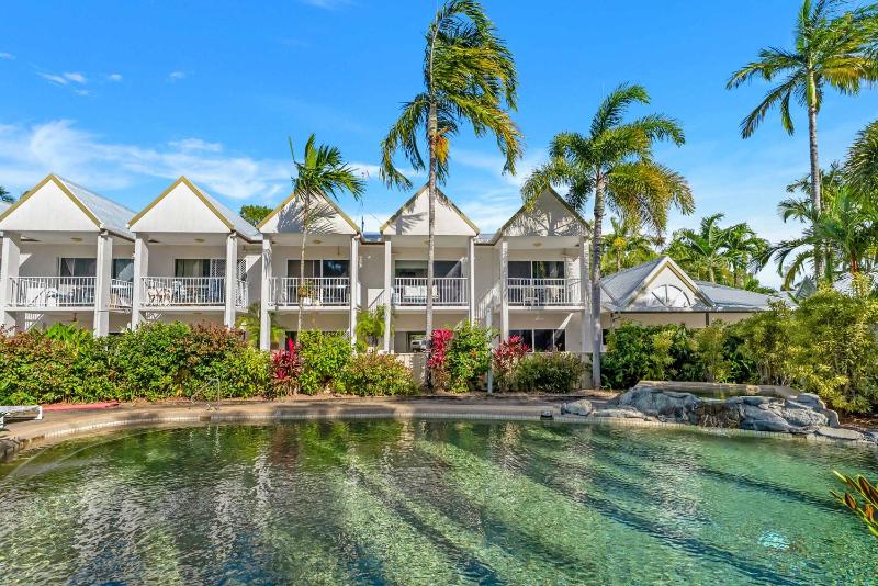 Lagoon Glow - Resort-Style Haven by Four Mile Beach - image 23