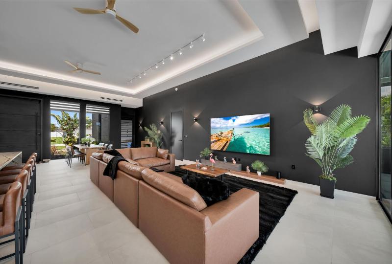 Modern Luxe Home - pool jacuzzi and channel view - image 44