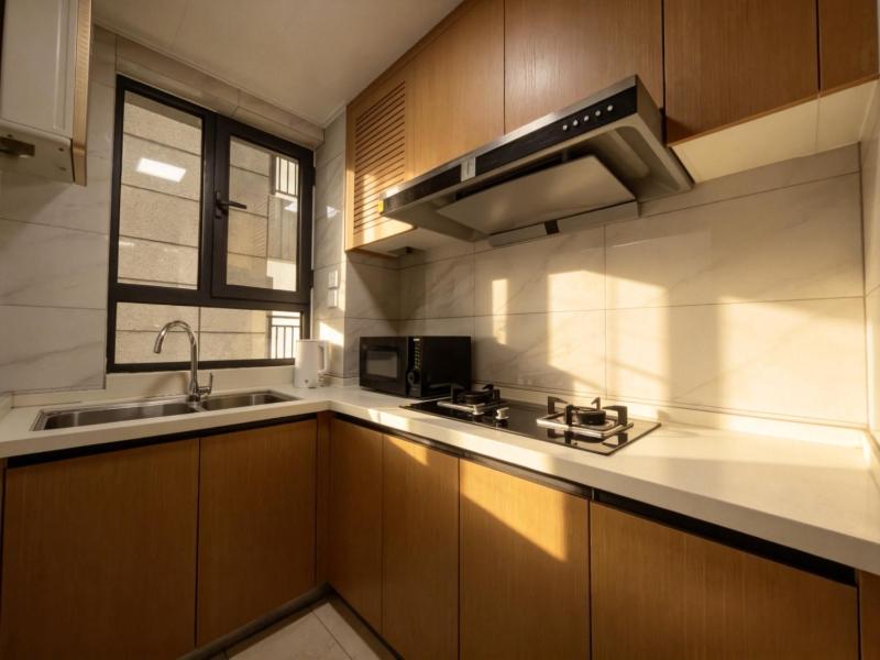 Gongxi Brand New 2BR Apart ment TOP RATED Host Managed By 5-Year Near Subway SDGG-2005 - image 10