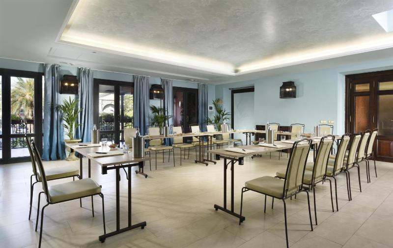 Grand Hotel Savoia Genova Curio Collection by Hilton - image 12