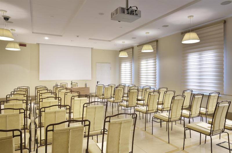 Grand Hotel Savoia Genova Curio Collection by Hilton - image 42