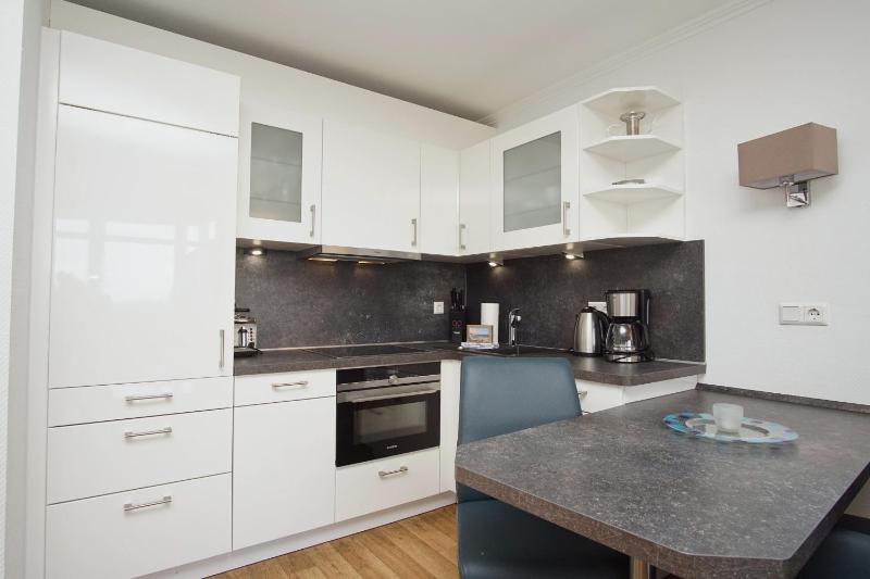 Meeresblickresidenzen Ferienwohnung Nr 11 mit Sauna- und Schwimmbadnutzung im AHOI Sellin - image 29
