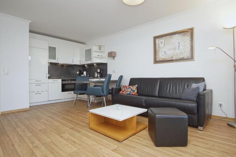 Meeresblickresidenzen Ferienwohnung Nr 11 mit Sauna- und Schwimmbadnutzung im AHOI Sellin - image 28