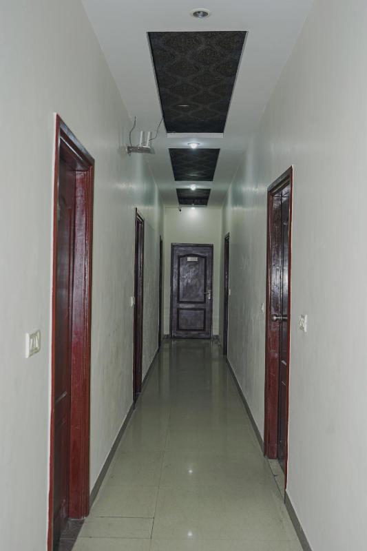Infinity Hotel by Kalra Hotels - image 13