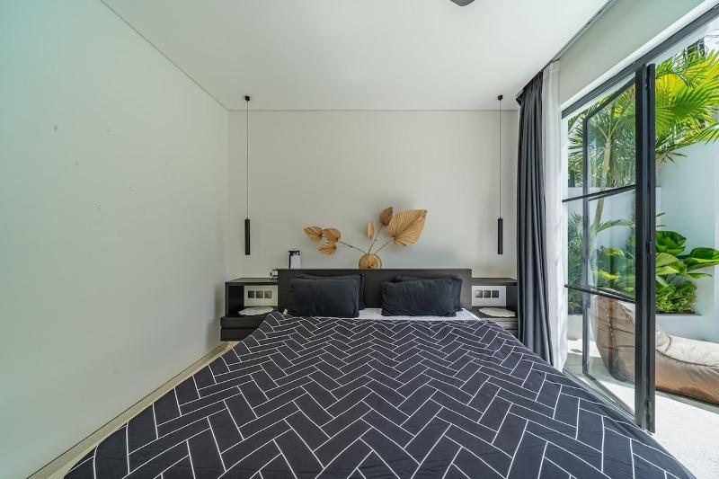 Luxe at Umalas - Tropical 3BR Villa in the Heart of Umalas - image 9