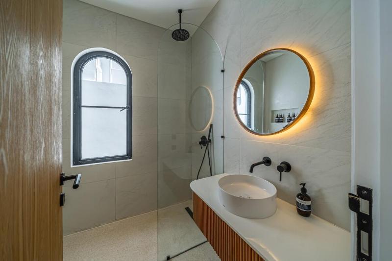 Luxe at Umalas - Tropical 3BR Villa in the Heart of Umalas - image 4