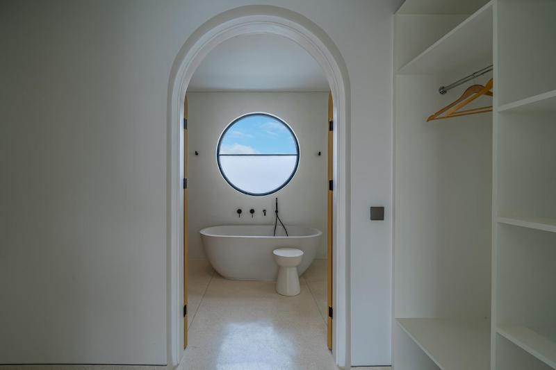 Luxe at Umalas - Tropical 3BR Villa in the Heart of Umalas - image 35