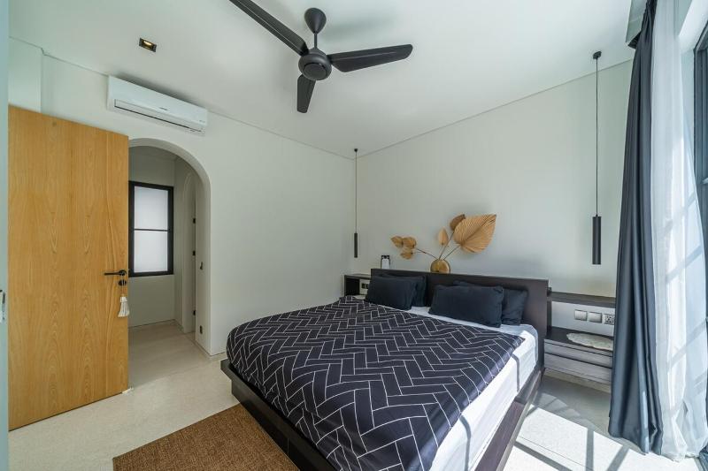 Luxe at Umalas - Tropical 3BR Villa in the Heart of Umalas - image 17