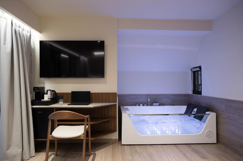 TAYS Hotel - image 37