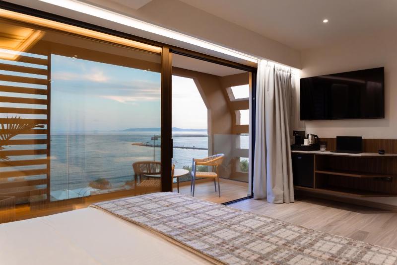 TAYS Hotel - image 32
