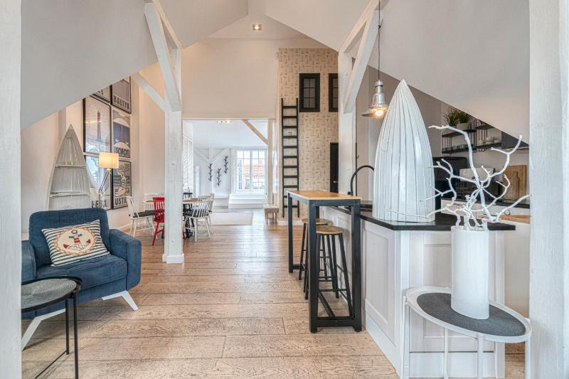 DR Apartments - Loft 2 - image 5