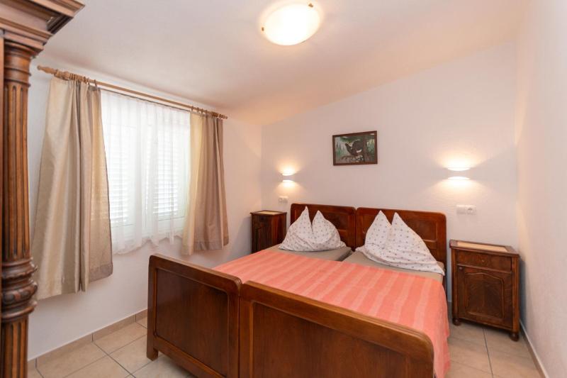 Apartments Antique Ivo - image 43
