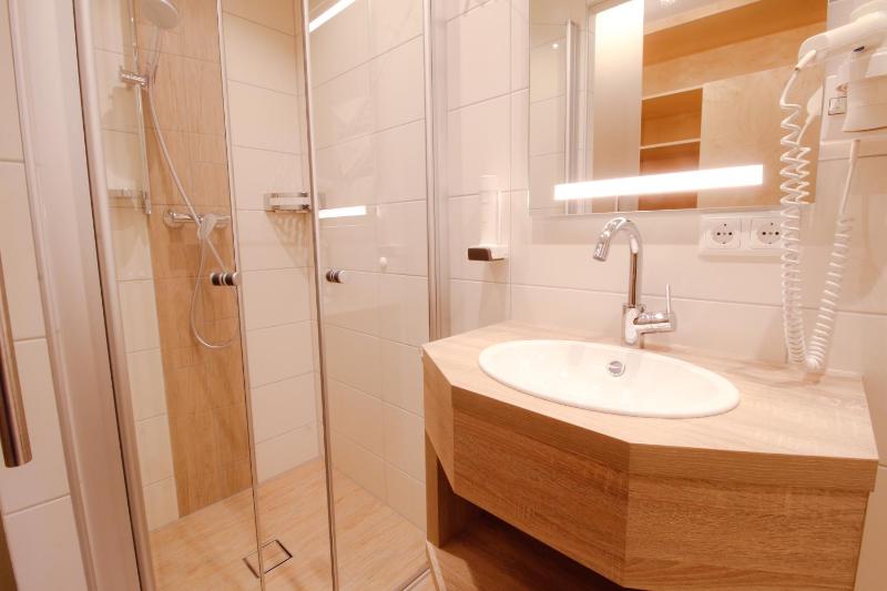 Comfort Double Room image 4