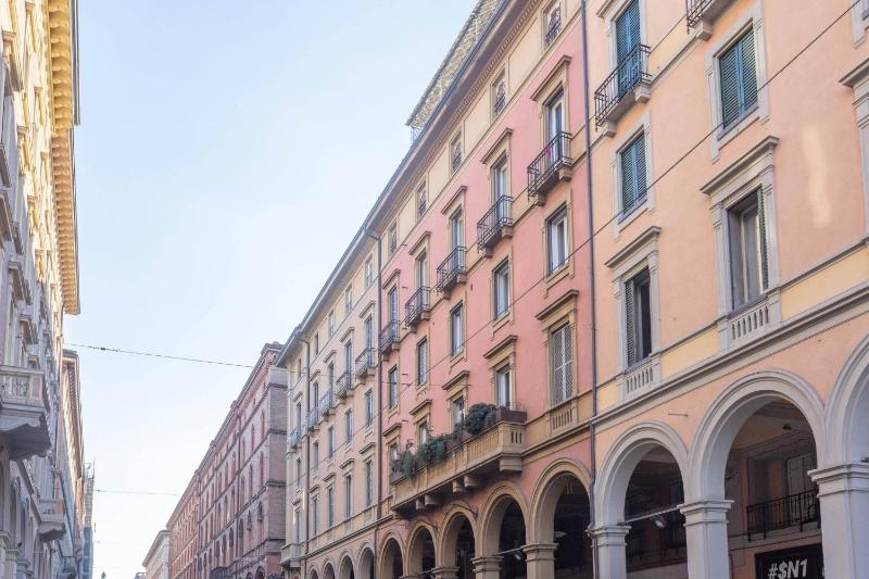 Indipendenza Bologna by Short Holidays - image 15
