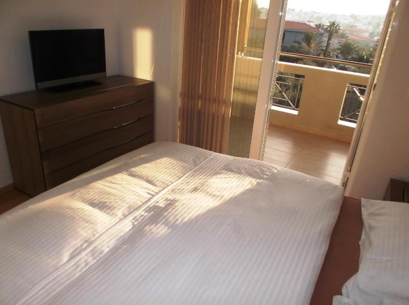 Vanessa House Luxury Apartments - image 39