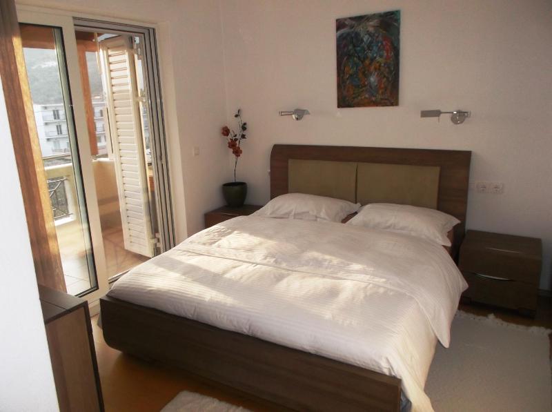 Vanessa House Luxury Apartments - image 42