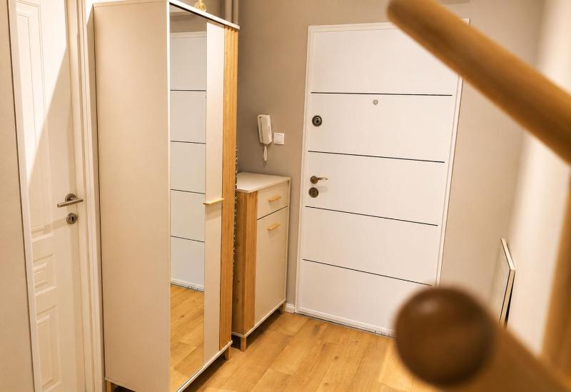 Dorian Gray Apartment - image 10