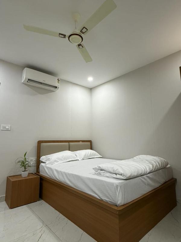 SRICA Stays - image 3