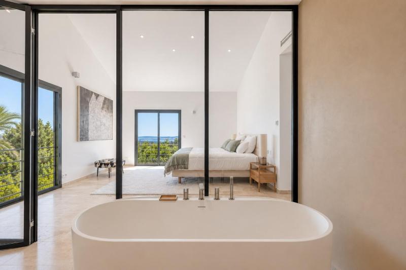 Maison d'architecte vue mer à Grimaud - image 6